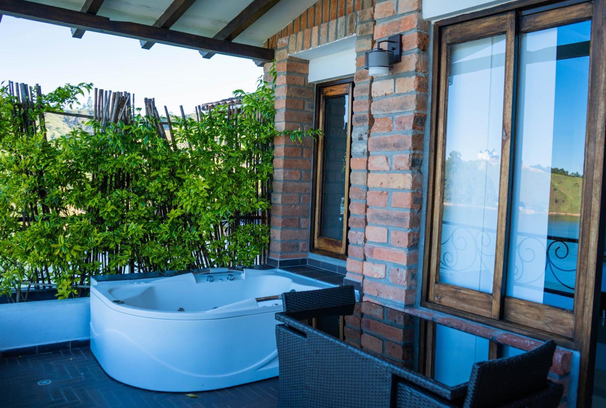 Hotel La Magdalena Adult Only Guatape Exterior photo
